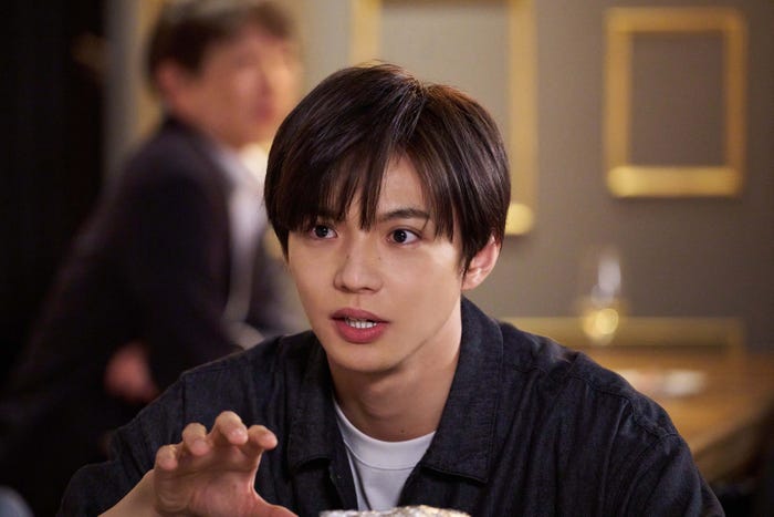 佐藤大樹「恋愛禁止」第1話(C)読売テレビ