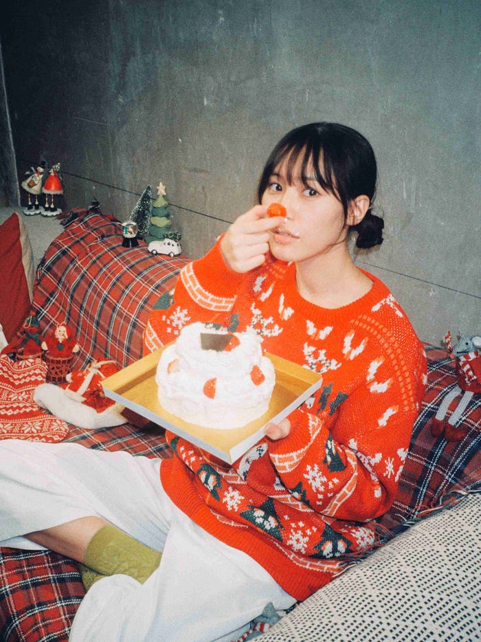 「南沙良2023年カレンダー」より/撮影:増田彩来(提供写真)