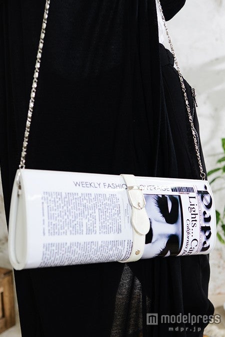 ニュースペーパーバッグの遊びが光る！