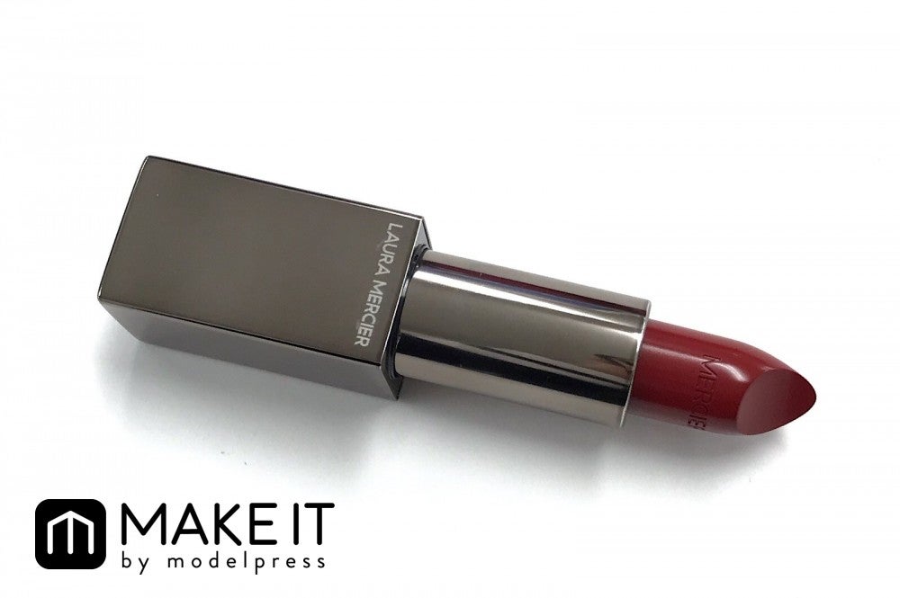 LAURA MERCIER／ルージュ エッセンシャル シルキー クリーム リップスティック／28／3,600円（税抜） (C)メイクイット