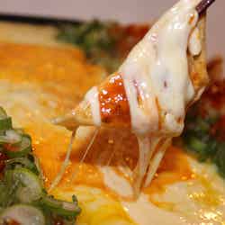 鉄板餃子フォンデュ/画像提供:WARASHIBE GYOZA