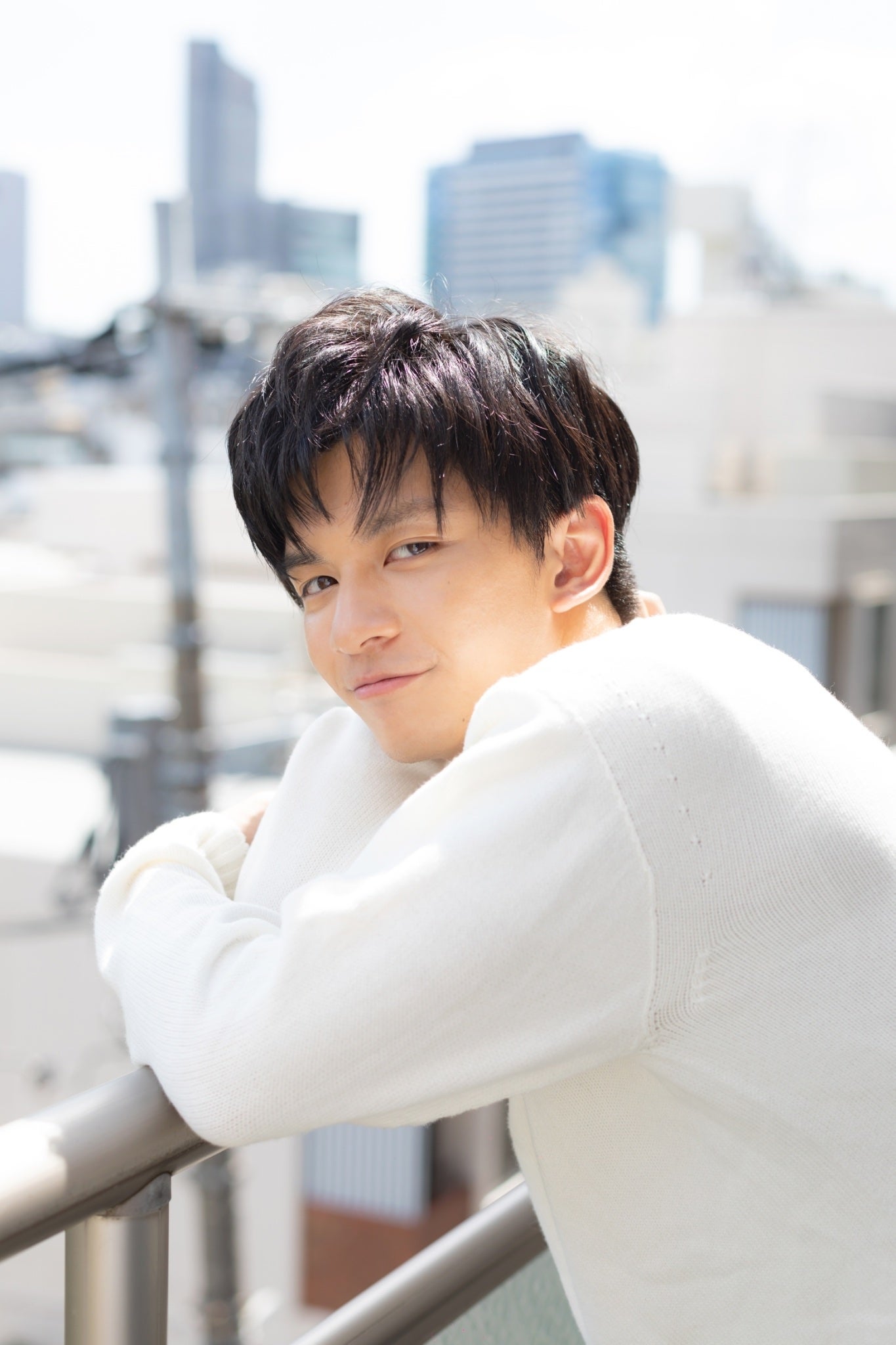 田中偉登／カメラマン：原田夕季、ヘアメイク：前田亜耶