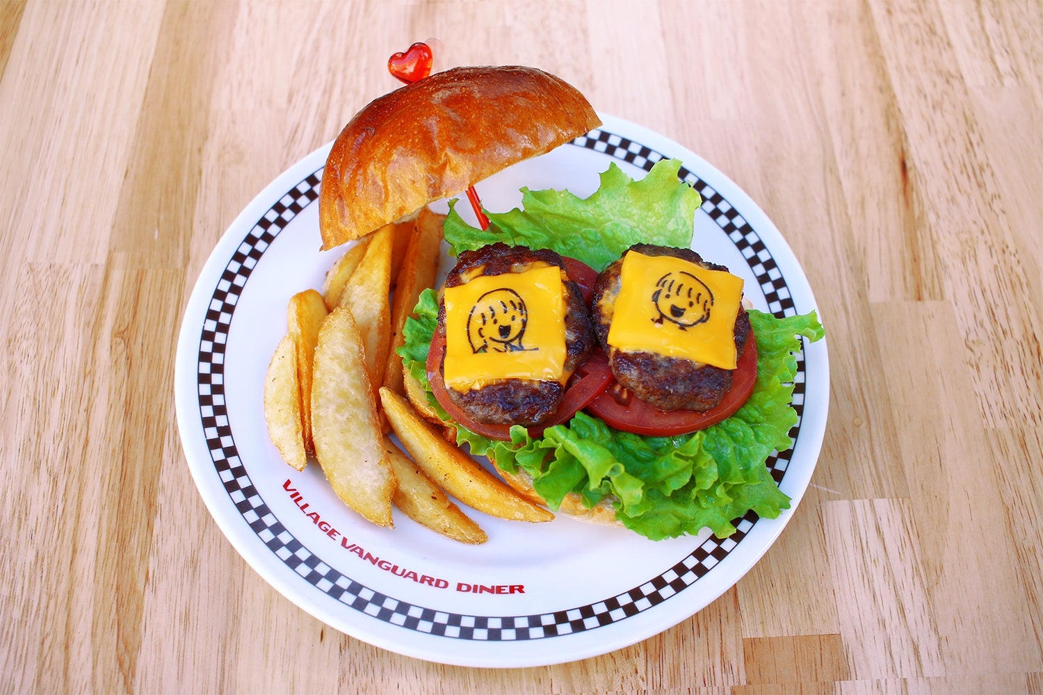 あいあい傘バーガー1,280円／画像提供：ヴィレッジヴァンガードコーポレーション