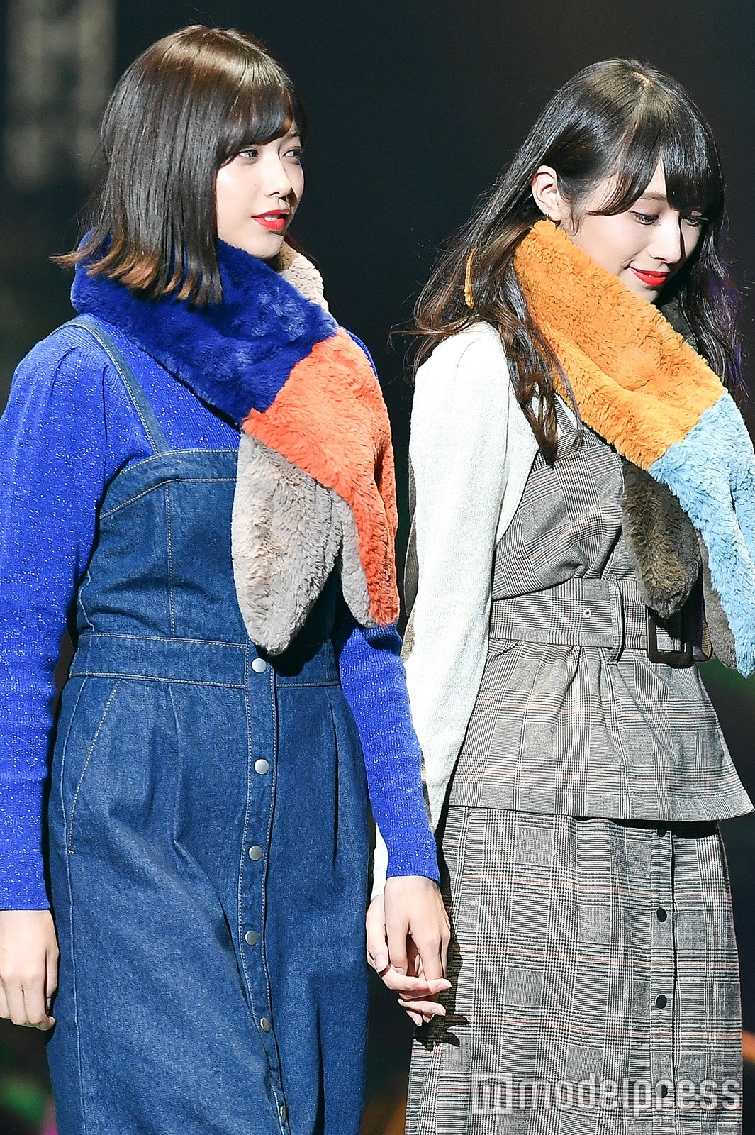 渡邉理佐＆渡辺梨加 （C）モデルプレス