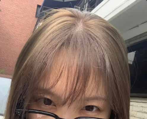TWICEナヨン、美髪&眼鏡ドアップ自撮り公開「すっぴん?」「かわいい」と絶賛の声