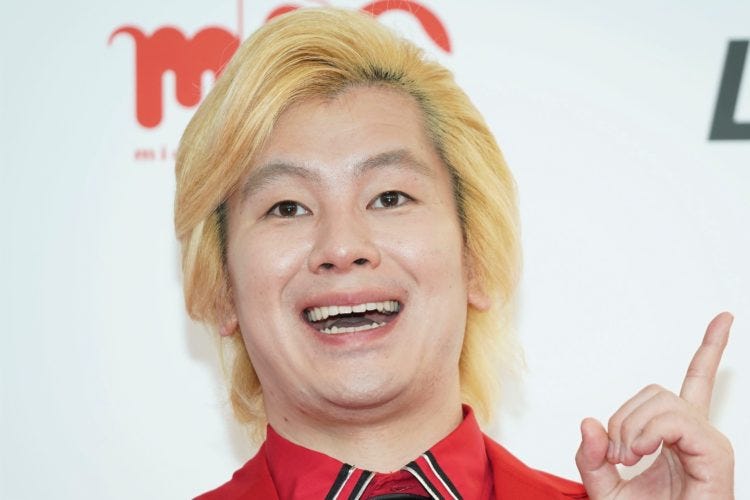 カズレーザー どこからが大人 の質問に回答 秀逸アンサーに反響 モデルプレス カズレーザー どこからが大人 の質問に回答 秀逸アンサーに反響 モデルプレス