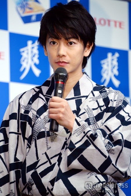 佐藤健 坊主頭で連ドラ主演 豪華共演陣も発表 モデルプレス 佐藤健 坊主頭で連ドラ主演 豪華共演陣も発表 モデルプレス
