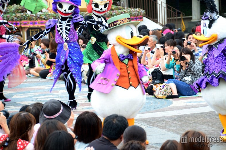 「ニューヨーク・ハロウィーン・フォリーズ」ドナルド、デイジー