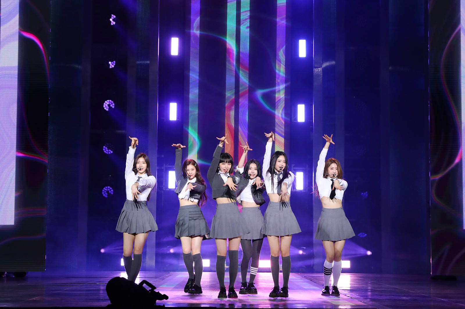 LE SSERAFIM（C） SOURCE MUSIC