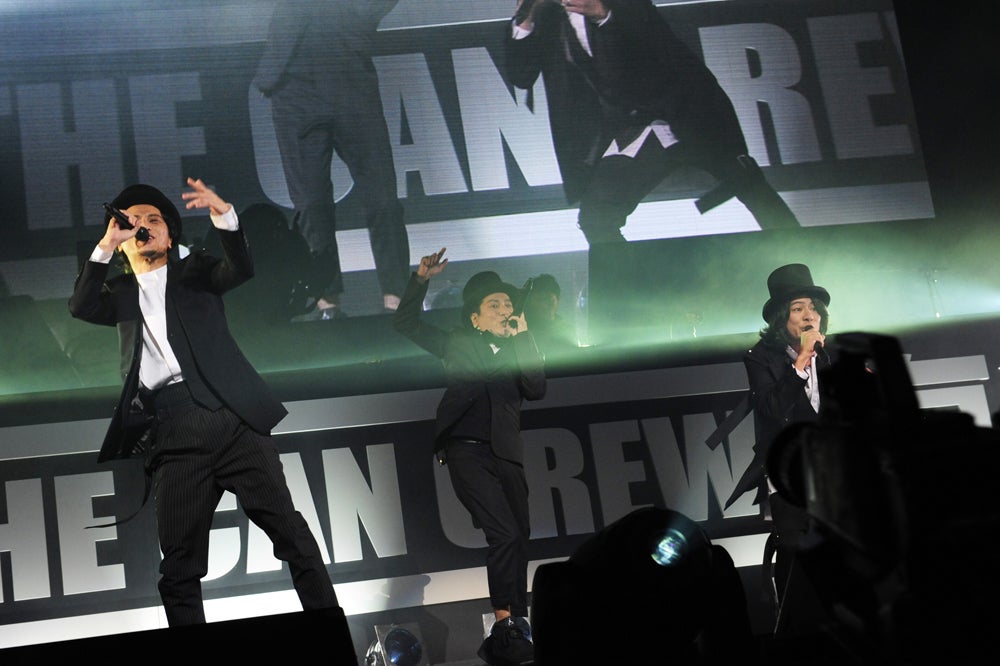 「KICK THE CAN CREW 復活祭」全員集合／撮影:岸田哲平＆中河原理英