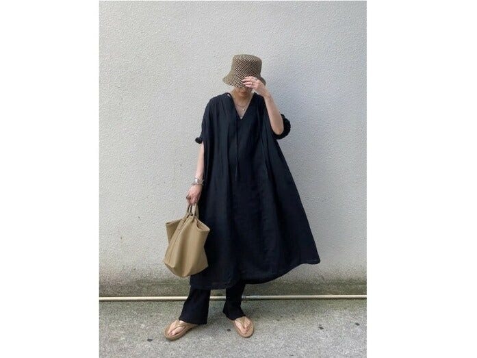 ハットはゆったりしたサイズのコーディネートのアクセントにも使える 出典:WEAR