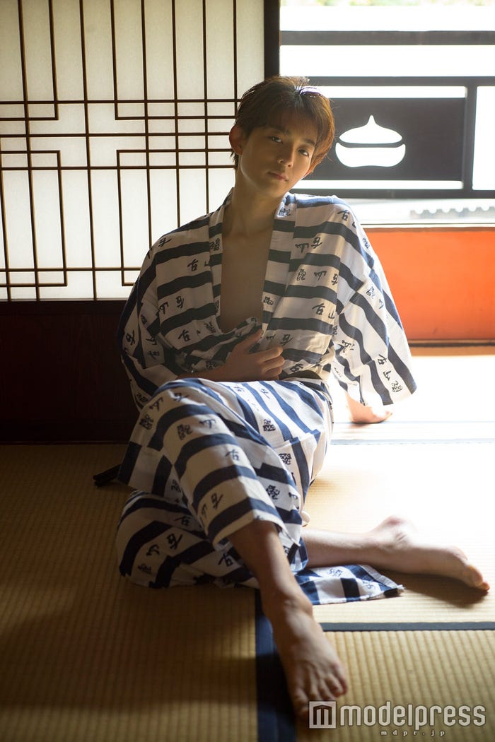 2nd写真集『023』(3月24日発売)より(画像提供:所属事務所)