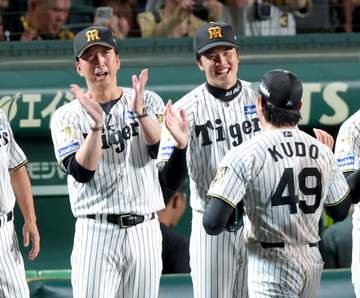 阪神・藤川監督 8月は16勝9敗「本当にみんなが頑張ってくれた」 工藤が4連投「勝負としては外せない」