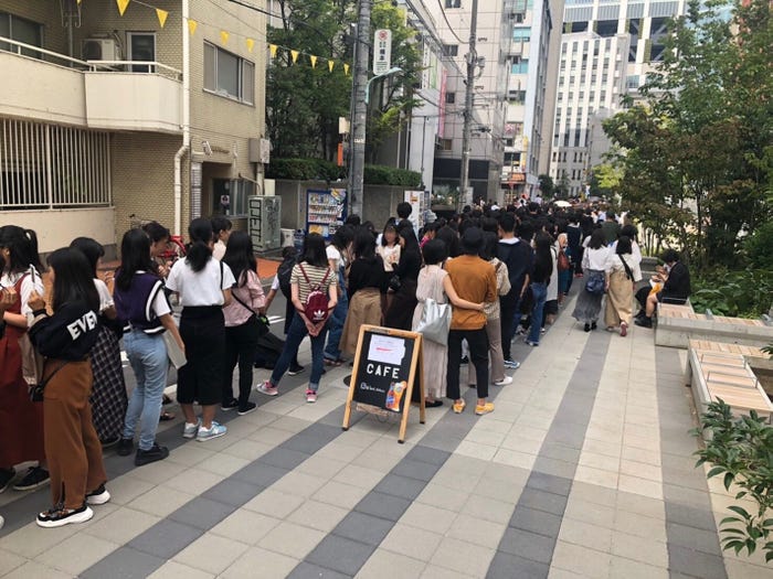 オオカミちゃんカフェ(C)AbemaTV