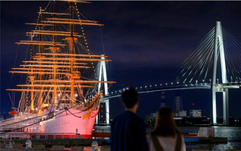 新湊内川観光船「ナイトクルーズ」／提供画像