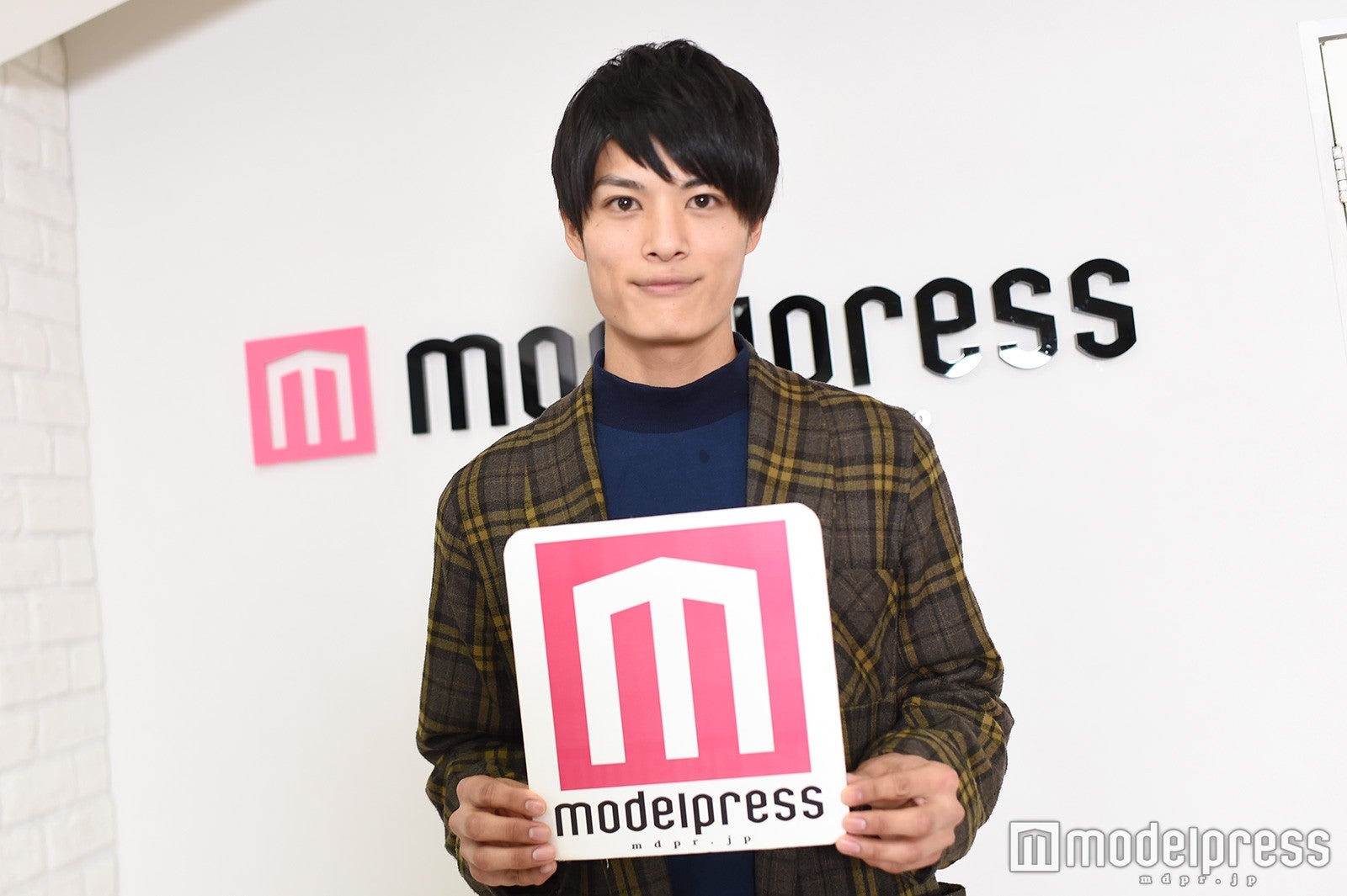 （C）モデルプレス