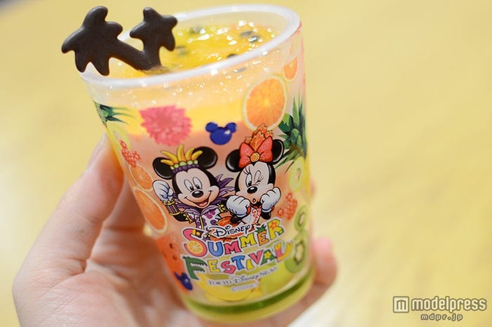 イベントデザインの可愛いカップ