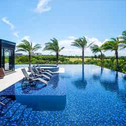 実は夏以外も最高。サウナ&イルミも楽しめる「seven x seven 石垣」で冬一番の思い出を