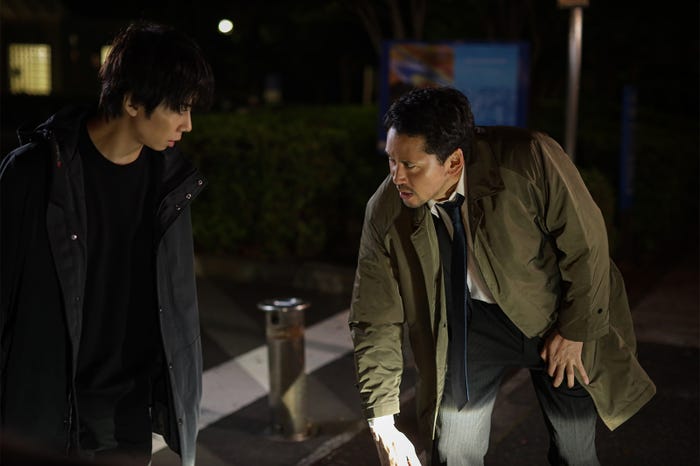 北山宏光、深水元基「君が獣になる前に」第9話より(C)「君が獣になる前に」製作委員会