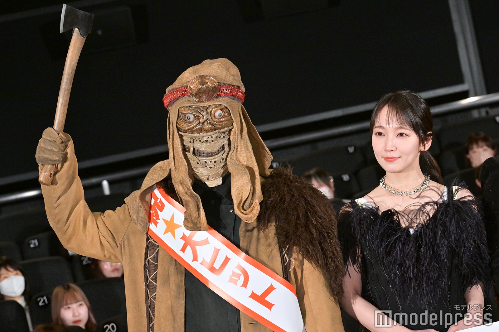 木こり、吉岡里帆（C）モデルプレス