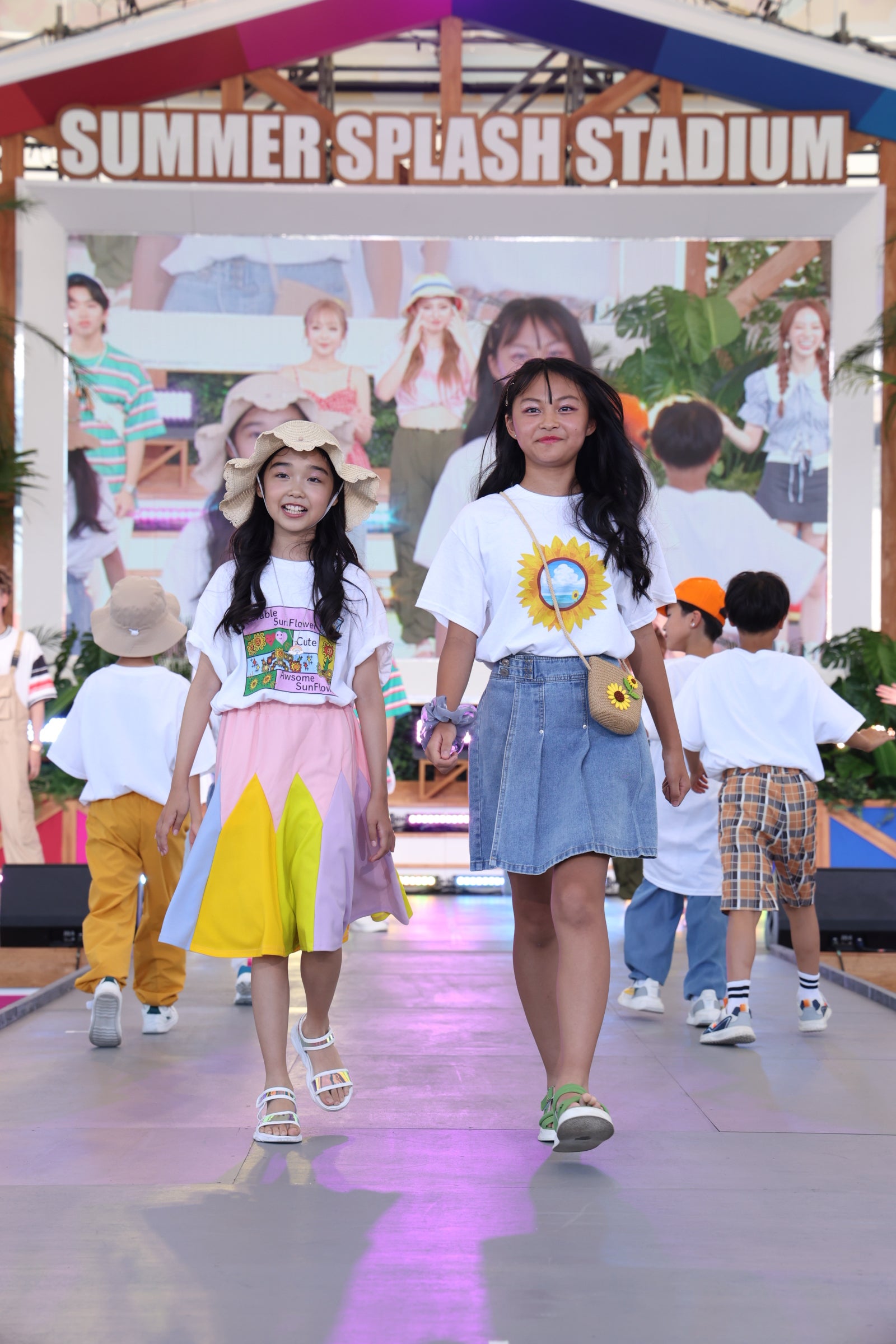 「お台場冒険王2023 SUMMER SPLASH！TOKYO GIRLS COLLECTION〜」未来STAGEの様子（提供写真）