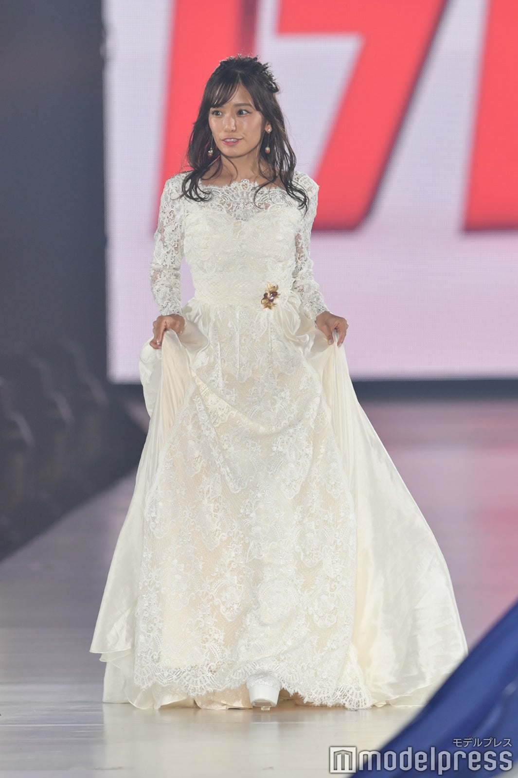 （C）モデルプレス