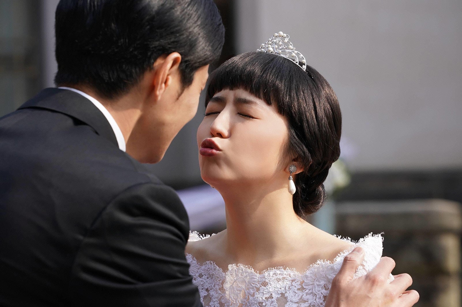 長澤まさみ／「コンフィデンスマンJP」第7話より（C）フジテレビ