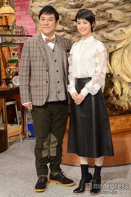 (左から)ピエール瀧、夏目三久