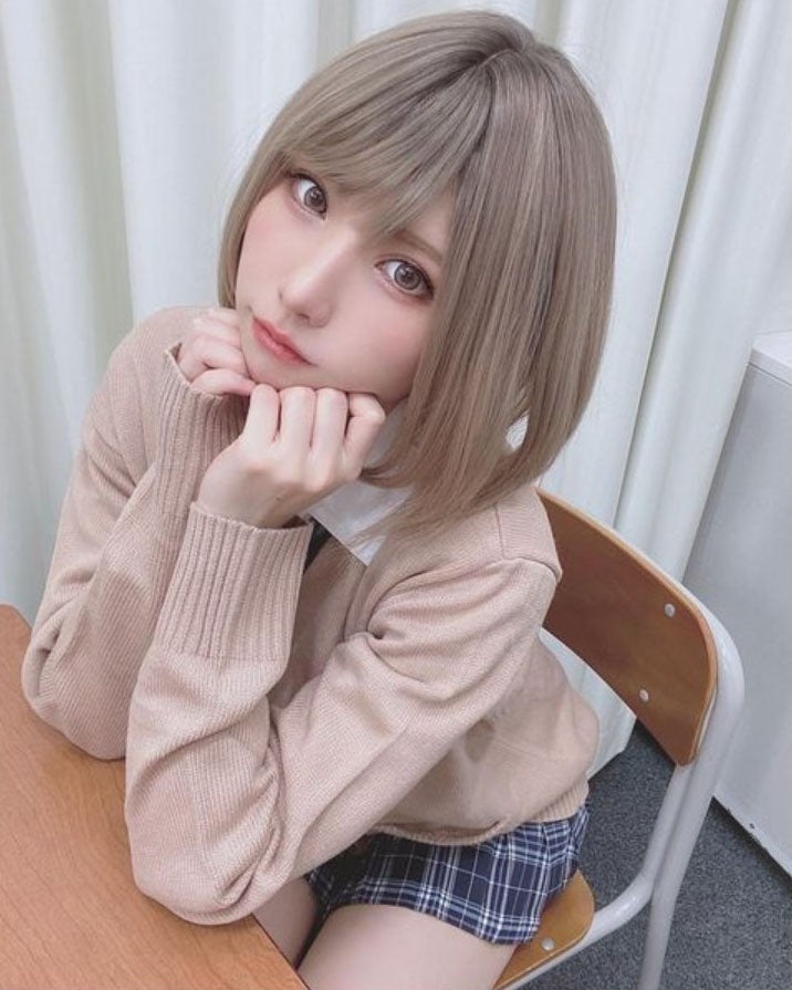 人気コスプレイヤーえなこ、ギャル姿に「可愛すぎ」「ギャルえなち好き」の声