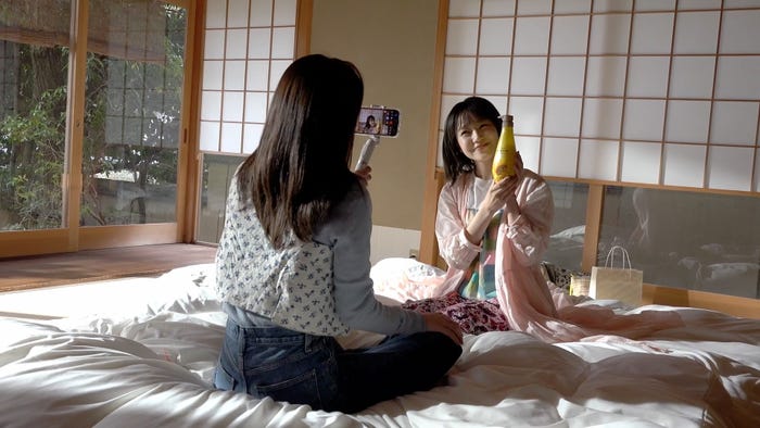 CMメイキングカット(提供写真)