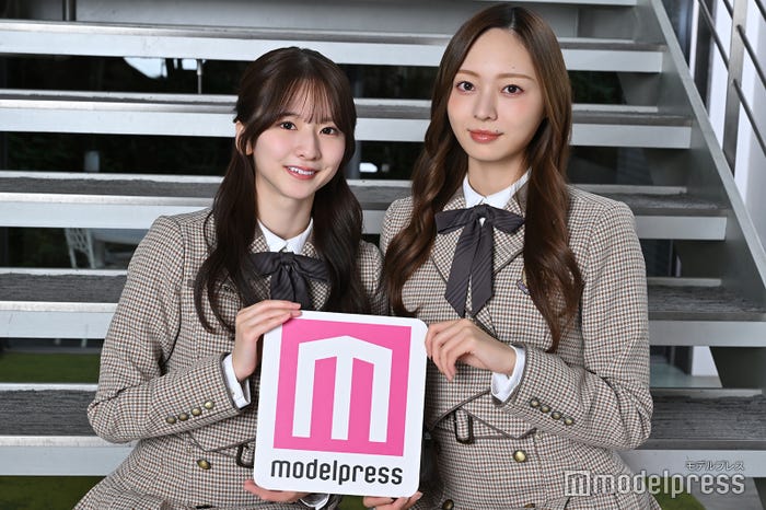 菅原咲月、梅澤美波(C)モデルプレス