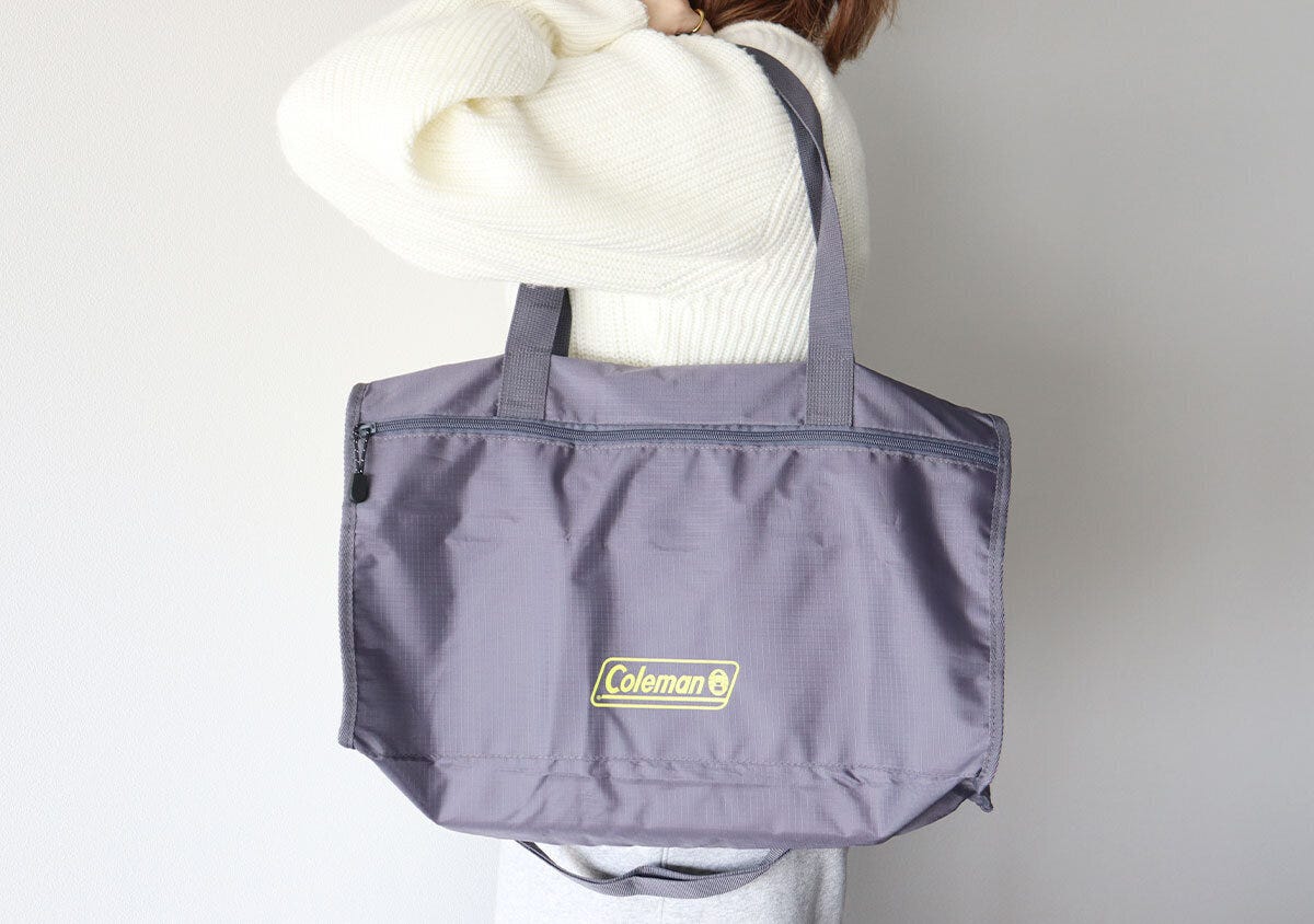 宝島社 雑誌付録 オトナミューズ4月号増刊 Coleman(コールマン)大きな前ポケットが付いた軽量ボストンバッグ 宝島社雑誌付録のオトナミューズ4月号増刊のColeman(コールマン)大きな前ポケットが付いた軽量ボストンバッグ2