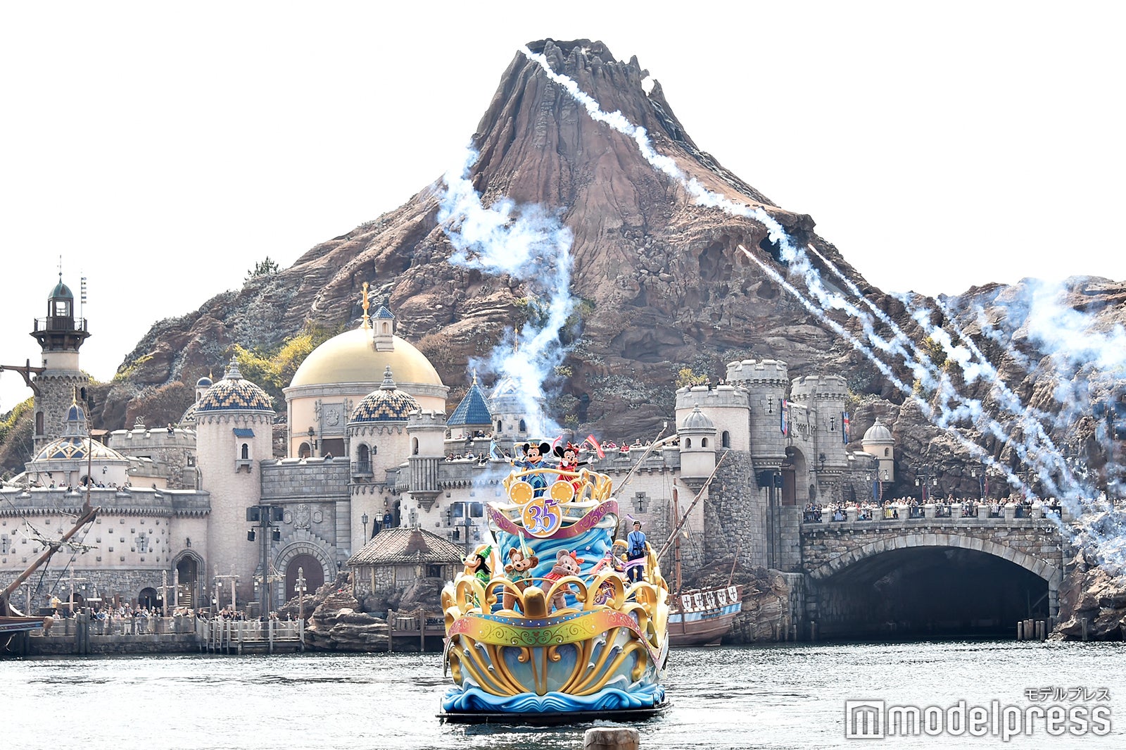 東京ディズニーシー／水上グリーティング「ハピエストセレブレーション・オン・ザ・シー」（C）モデルプレス（C）Disney