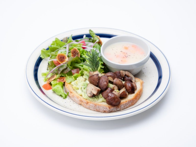 （C）BIGHIT MUSIC．All Rights Reserved