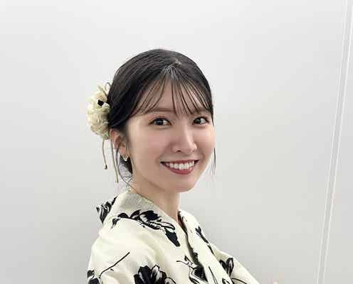 お天気キャスター駒木結衣、ミニ丈でほっそり美脚披露「スタイル良すぎ」「メガネ姿新鮮」と反響