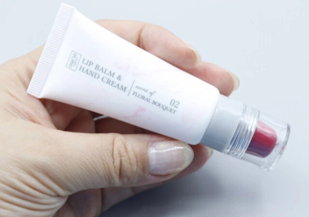 ダイソー　リップアンドハンドクリーム