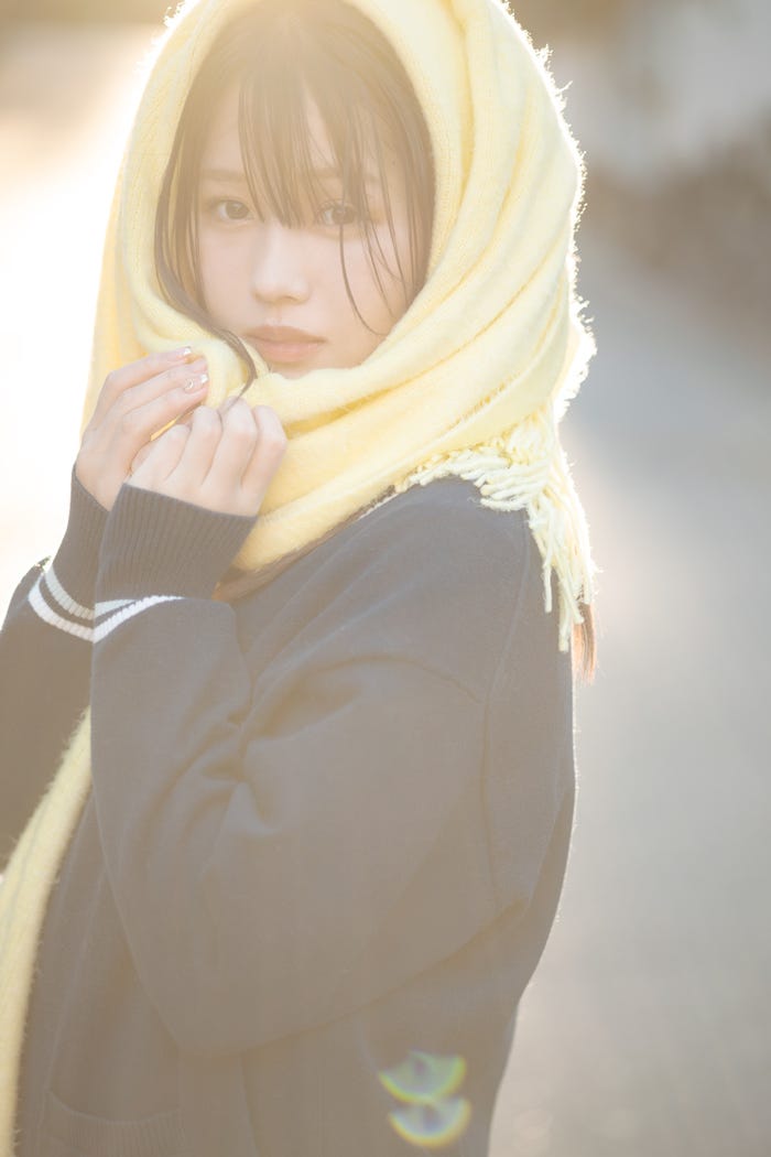 森元流那 写真集「#るなになる」より/撮影:鈴木ゴータ