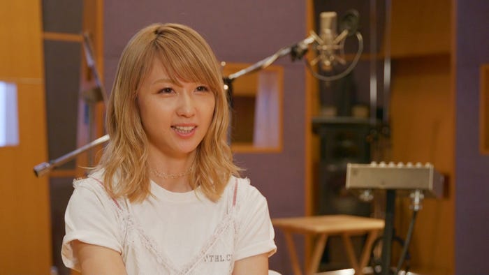 Dream Ami/新CMメイキングカット (提供写真)