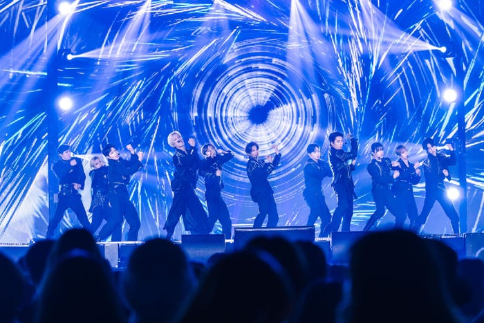 INI「2024 MUSIC BANK GLOBAL FESTIVAL in JAPAN」(提供写真)