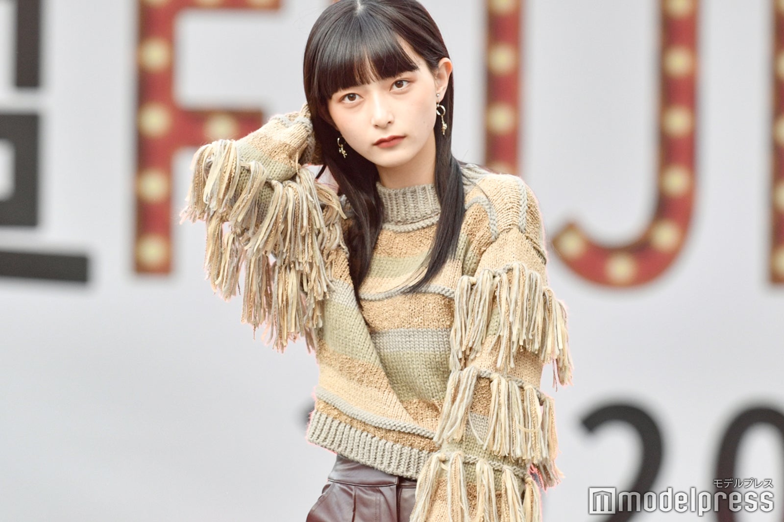 「オオカミくん」話題のモテ美女・中澤瞳、ランウェイで圧巻オーラ放つ＜超 FUJI-Q！2020 ～超十代の秋まつり～＞