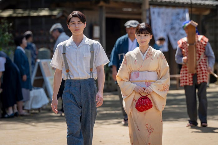 本田響矢、芳根京子「波うららかに、めおと日和」第1話(C)フジテレビ