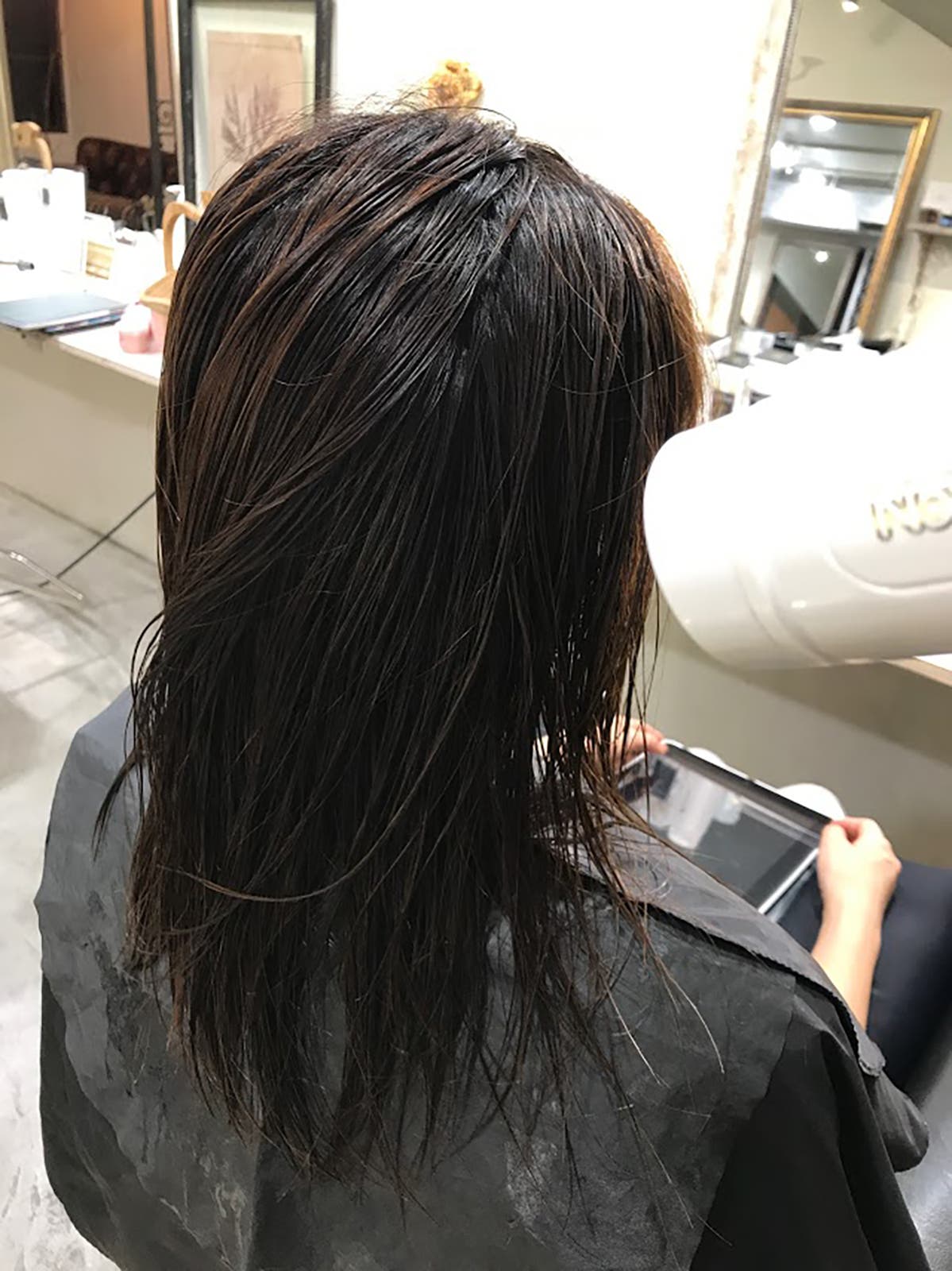 髪を乾かしていく