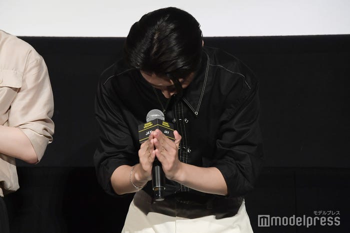 ファンに感謝するJAY(ジェイ)(C)モデルプレス