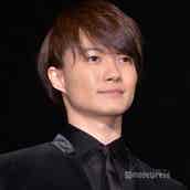 Hey Say Jump山田涼介 本番中に神木隆之介へメール 俺と志田未来の誕生日を足すと神木 探偵学園qトークも モデルプレス Hey Say Jump山田涼介 本番中に神木隆之介へメール 俺と志田未来の誕生日を足すと神木 探偵学園qトークも モデルプレス