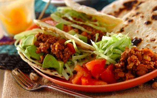 お好みの具を巻いて食べよう！ 本格的なトルティーヤ