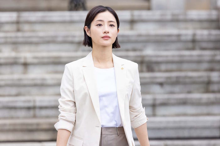 石原さとみ「Destiny」(C)テレビ朝日