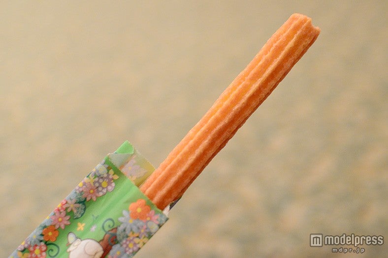 チュロス（ミックスベリーシュガー）￥310