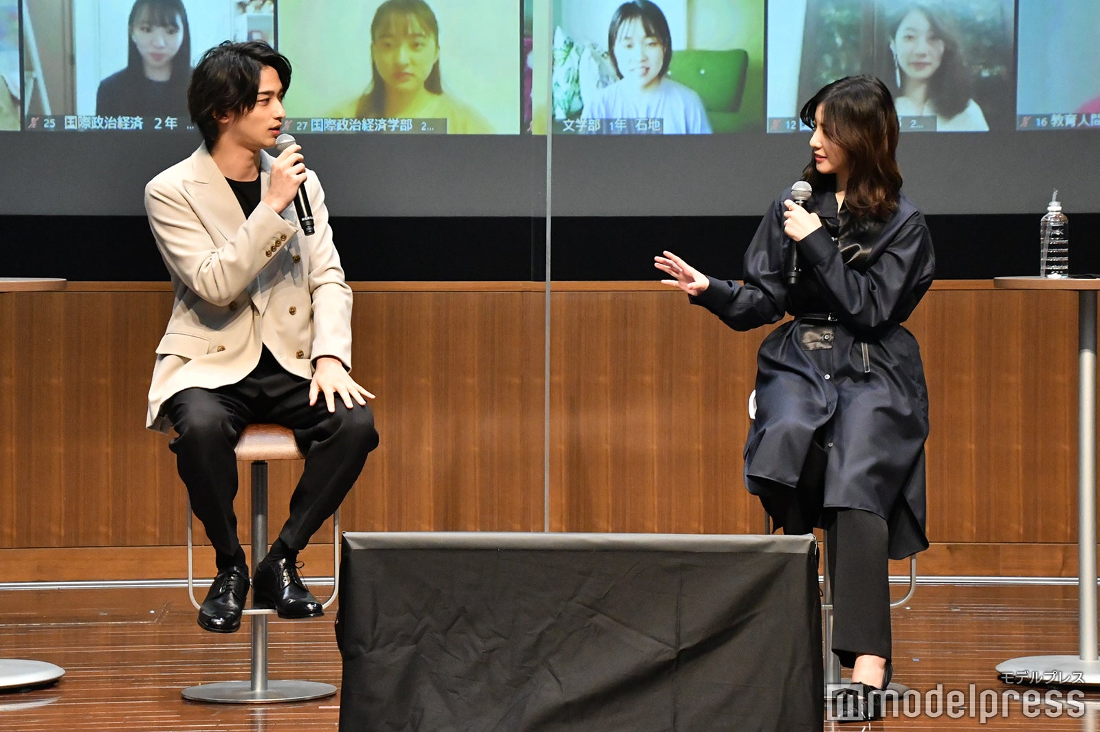 横浜流星、吉高由里子 （C）モデルプレス