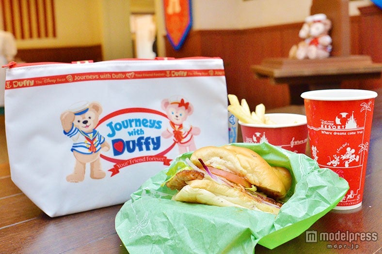 「スペシャルセット、スーベニアランチケース付き」￥1950