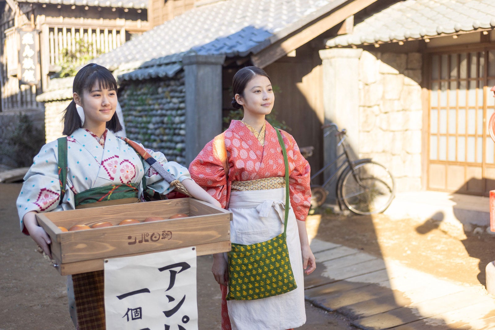 原菜乃華、今田美桜「あんぱん」第32話（C）NHK